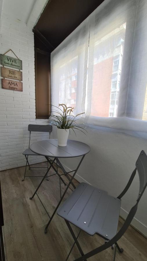 Ferienwohnung Vacacional Buyma - Parking Privado -Gratuito- Málaga Exterior foto