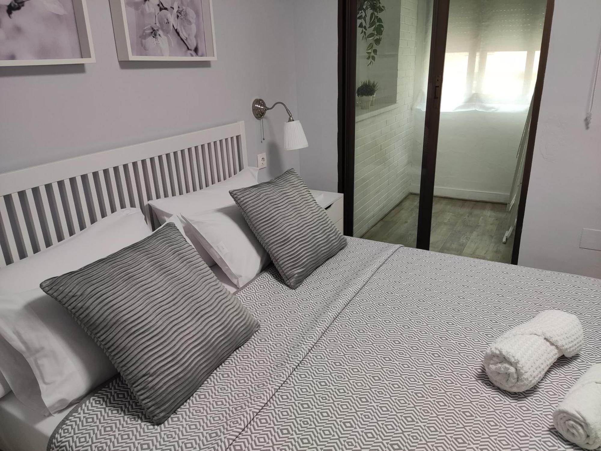 Ferienwohnung Vacacional Buyma - Parking Privado -Gratuito- Málaga Exterior foto